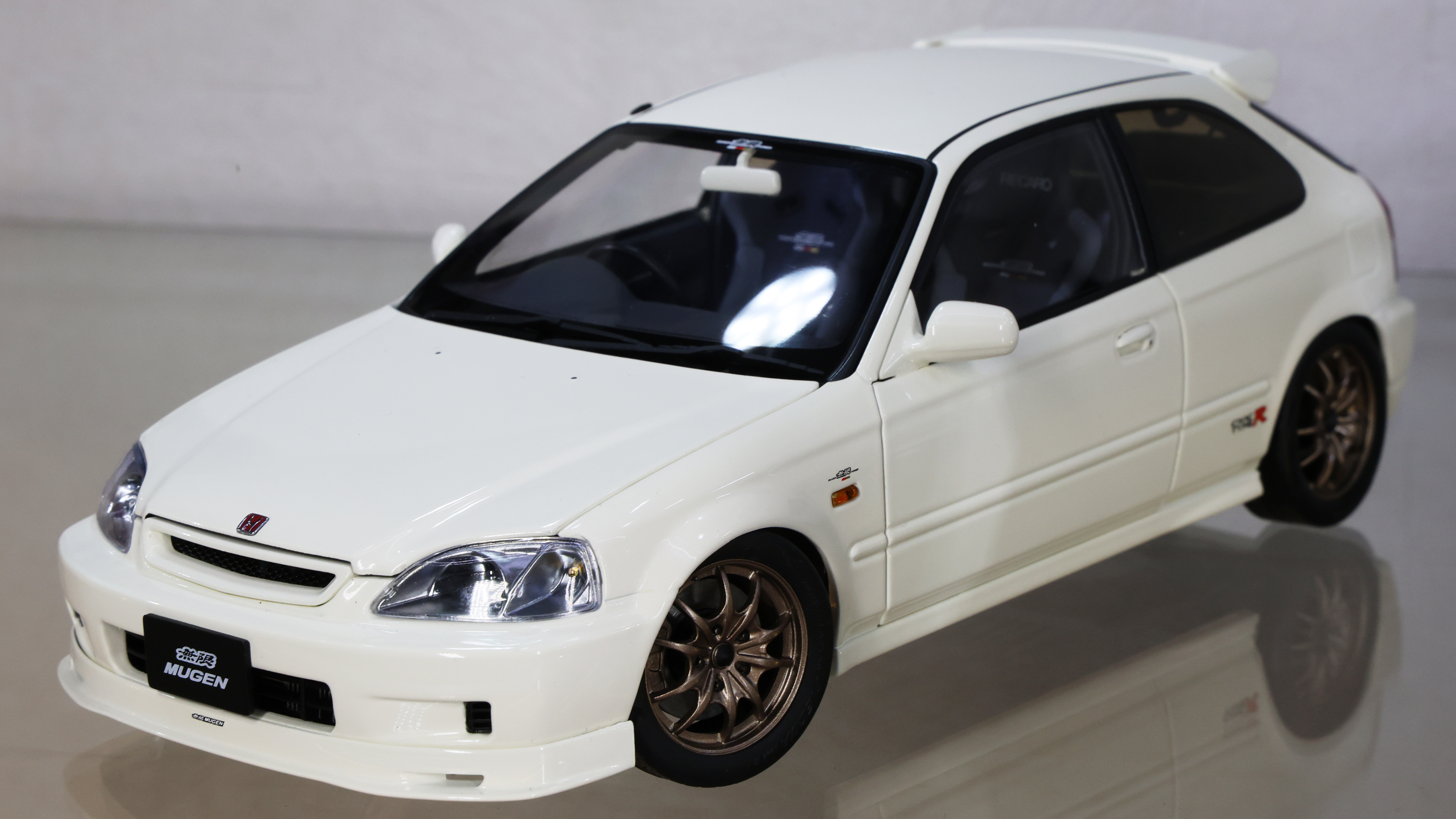 1/18スケール ミニカー購入ページ