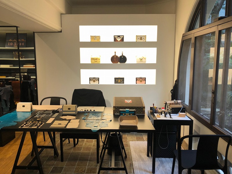 極美品ルイヴィトン！VUITTONノベルティ重厚感！置物インテリア！パリ本店！ 極美品ルイヴィトン！VUITTONノベルティ重厚感！置物インテリア